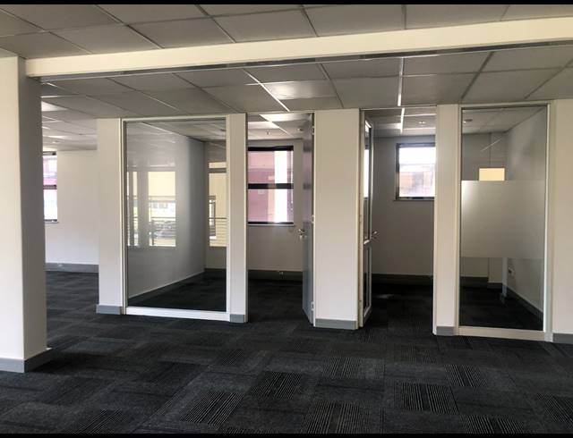 722M² OFFICE TO LET IN WAVERLEY